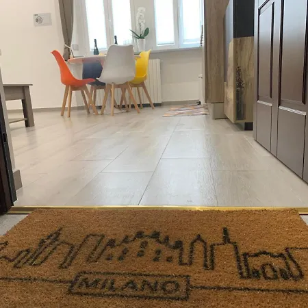 Apartment Ripa150 - Smart - Prada Bocconi Ieo Ied Forum Assago Navigli Duomo15min *