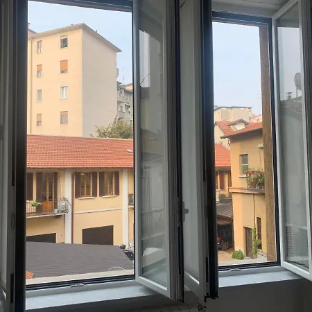 Ripa150 - Smart - Prada Bocconi Ieo Ied Forum Assago Navigli Duomo15min Apartment *